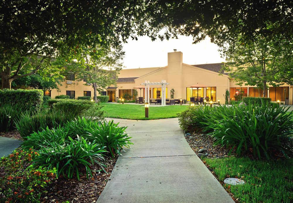 Courtyard By Marriott Vacaville Exterior photo
