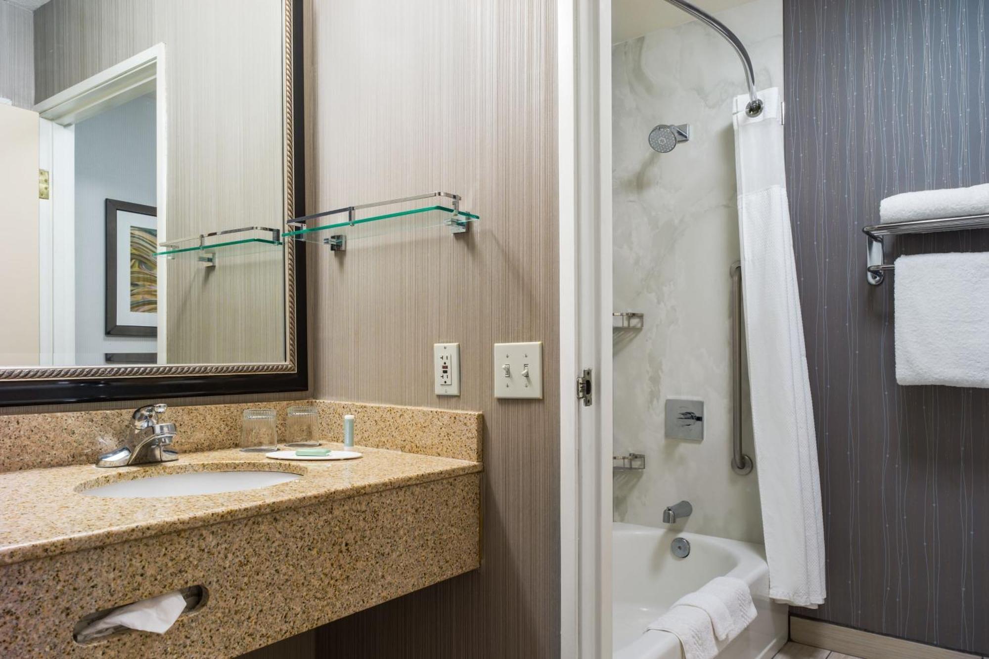 Courtyard By Marriott Vacaville Exterior photo